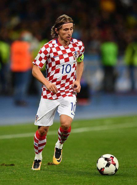 珍妮-巴斯：詹姆斯在奥运会上就展示了他是世界最佳球员