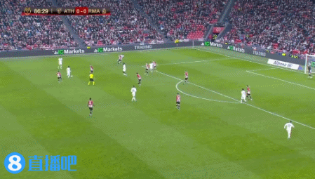 卡尔·雅泽姆斯基在 1979 年达成 3000 安打与 400 轰，成为红袜第一人