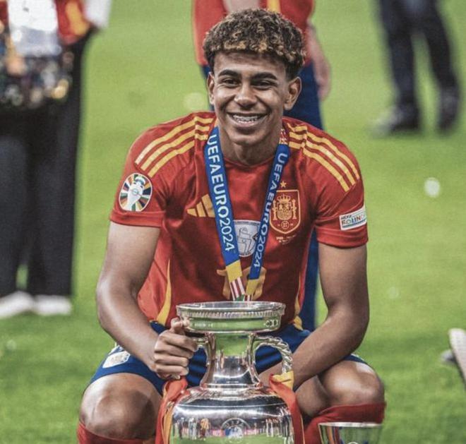 为何胡明轩投篮像“拧麻花”？ 胡明轩投篮因整体发力卡顿