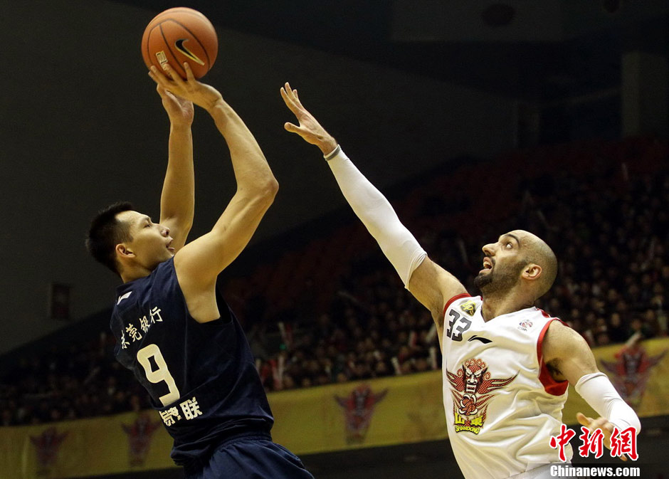 典对决中 典对决中