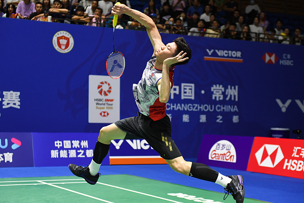 特别是他在 特别是他在